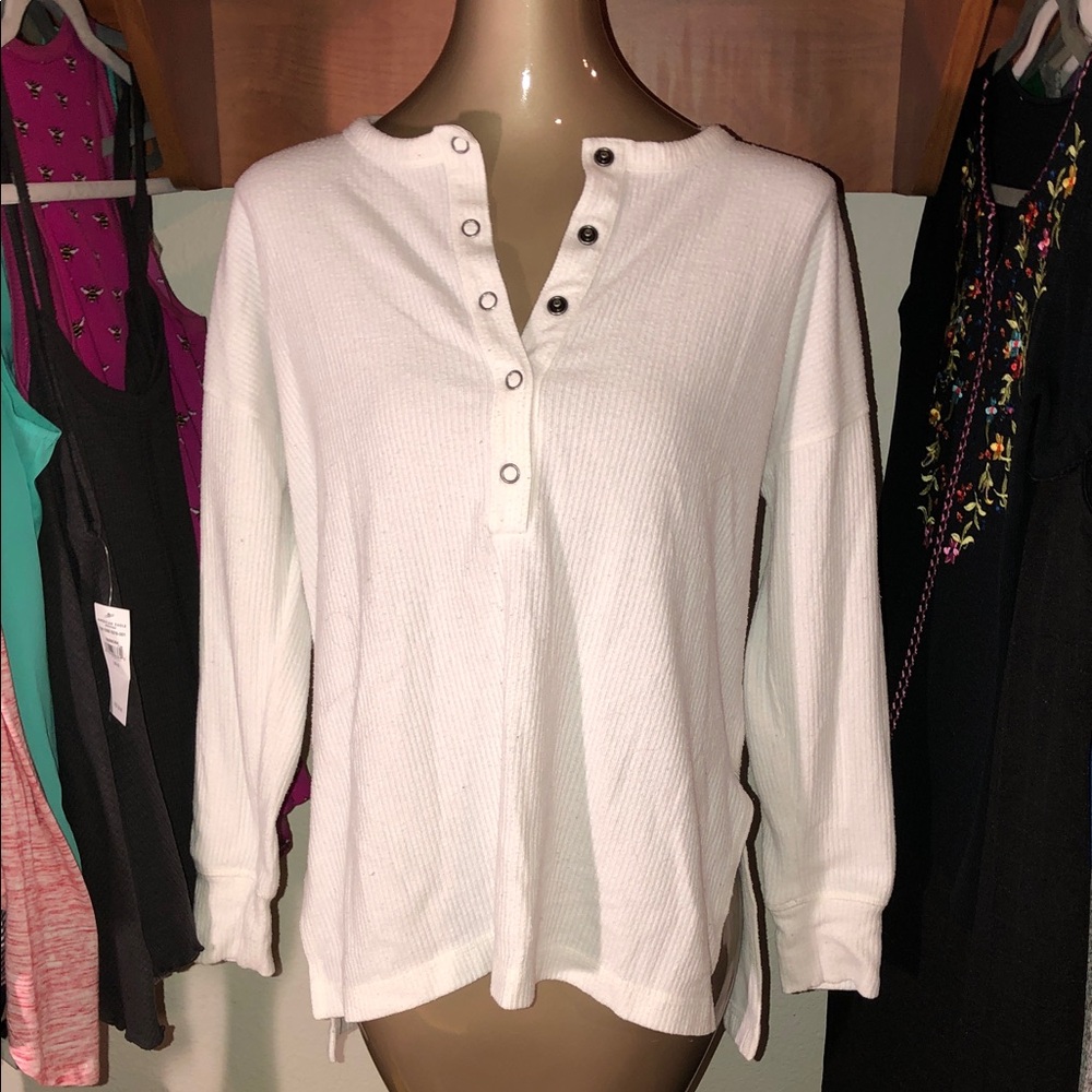 Old Navy White Button-Up Women's Top